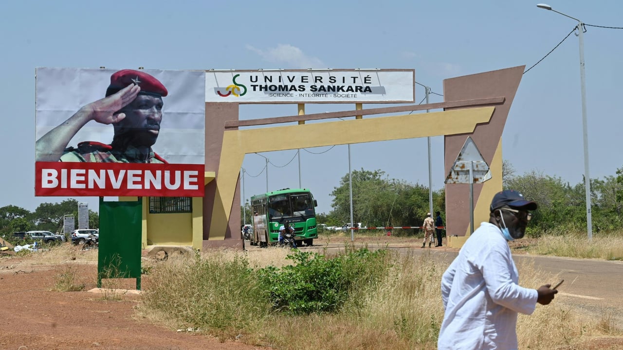 Burkina Faso: military junta suspends top student body, detains its leader