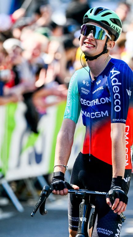 Le prodige français Paul Seixas à l'occasion de Liège-Bastogne-Liège où il avait décroché une impressionnante deuxième place pour sa première participation à la Doyenne, le 26 avril 2026. (ERIC LALMAND / AFP)