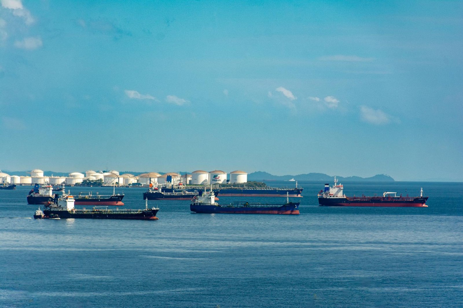 Swiss authorities probe gunvor’s billion-dollar Gabon oil deal