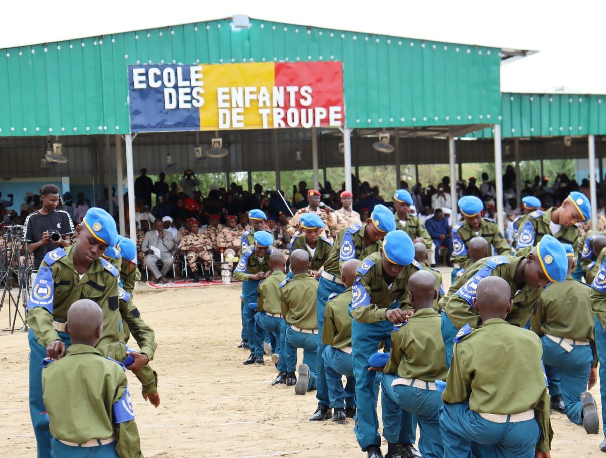 Tchad honoring the new generation of GEMIA military school cadets