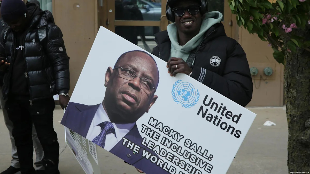 Sénégal: controversy over diomaye faye and macky sall meeting