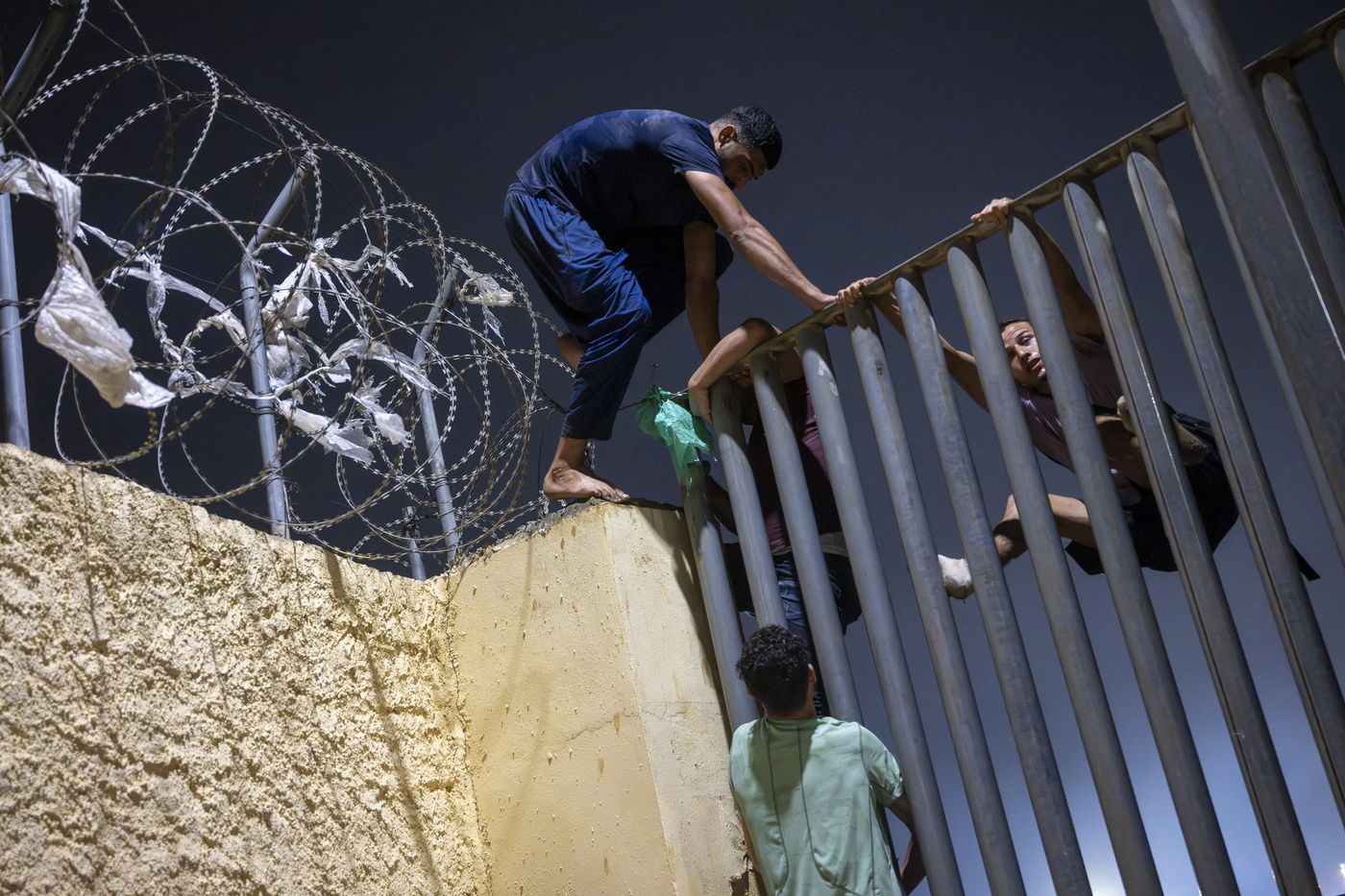 Migrants à Ceuta : la presse marocaine dédouane Rabat, mais se divise sur les causes de la « crise sécuritaire »