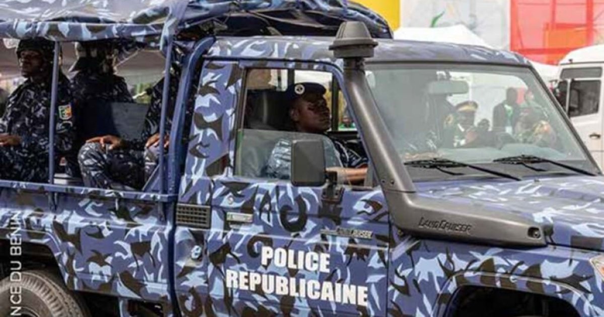 Cotonou police dismantle drug den, military officer alòtrò sought in Benin