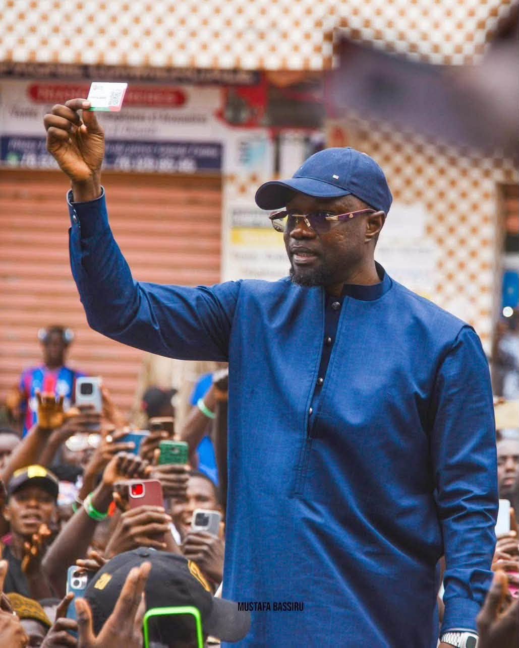 Triumphant crowd greetings fuel sonko’s 2029 presidential ambitions in Senegal