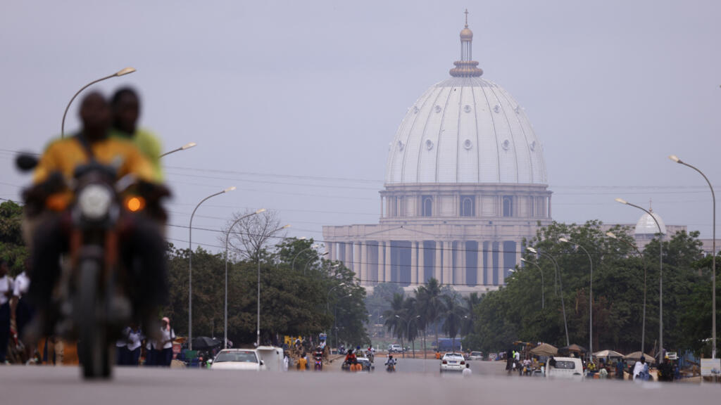 View of the Basilica of Our Lady of Peace in Yamoussoukro, Côte d'Ivoire