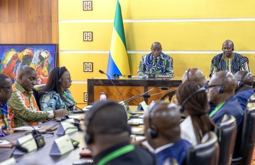 Signing of agreements between Gabon and Ghana