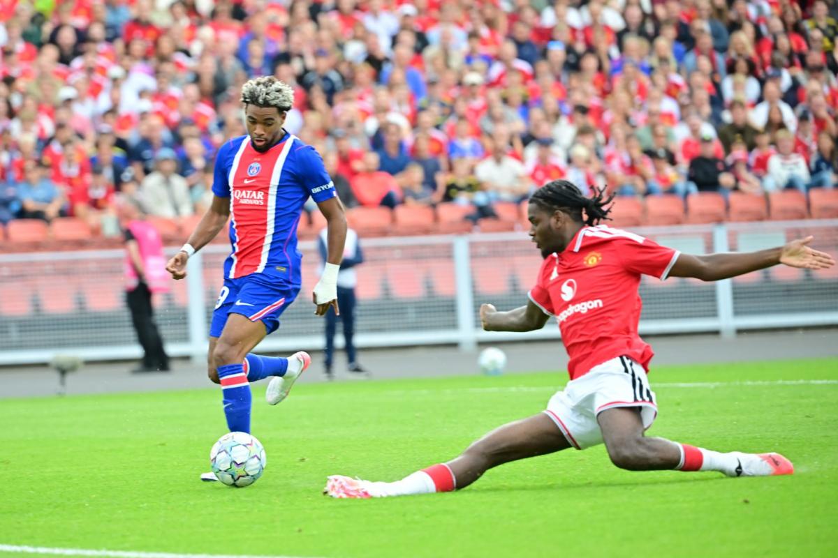 Psg held to draw by manchester united ahead of super cup clash