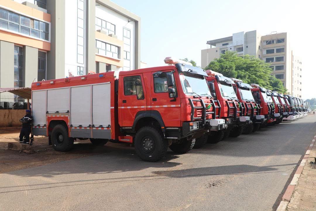 Mali security forces receive new logistics equipment